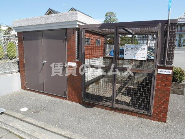 【その他共用部分】 | カームヒルズ板付 | カームヒルズ板付のゴミ置き場