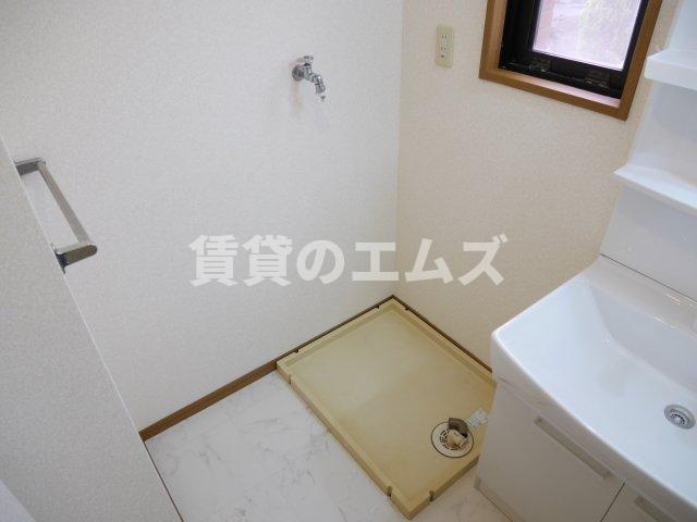【設備】 | カームヒルズ板付 | カームヒルズ板付の室内洗濯機置き場
