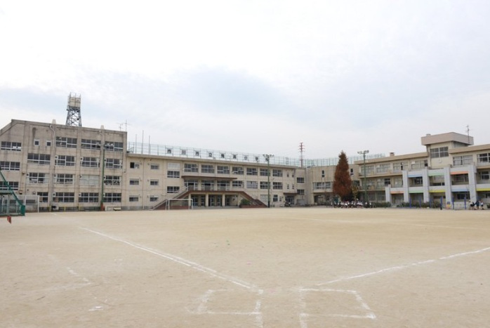 市川市鬼高3丁目【第二期】の周辺|鬼高小学校