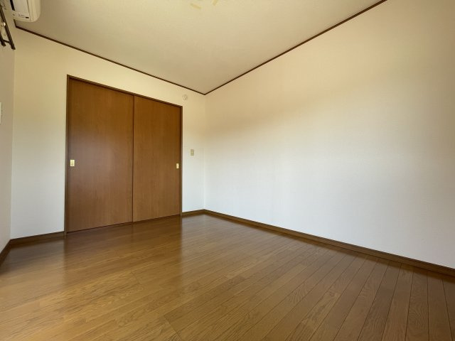ジェイパーク貸家の洋室