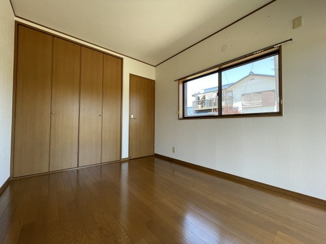 ジェイパーク貸家の洋室