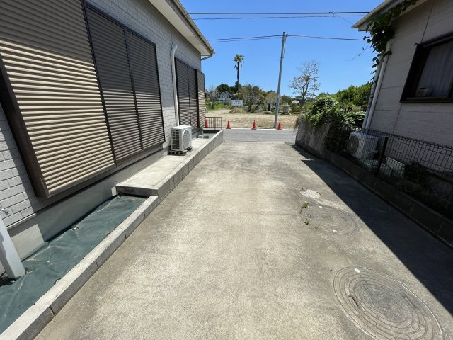 ジェイパーク貸家の駐車場