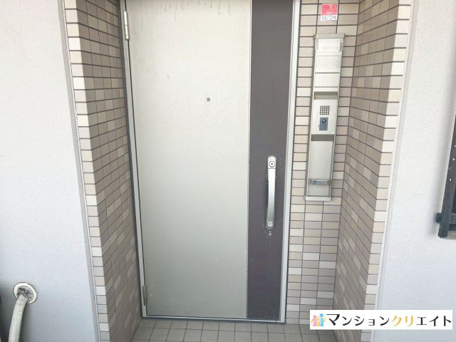サーパス松本フェニックス通りの玄関|外玄関