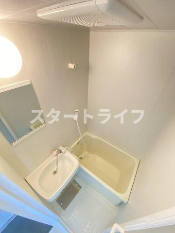 大阪市淀川区木川東１丁目の賃貸マンションの浴室