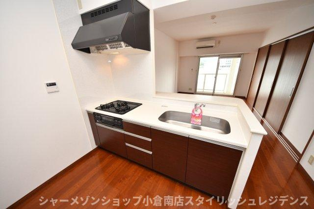 ファミール守恒のキッチン