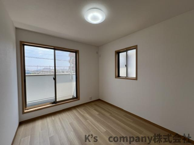 ◎茅ヶ崎市菱沼1丁目　中古戸建の洋室|約5.2帖の洋室◇◇