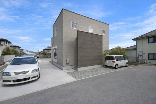 多賀町二丁目　新築戸建