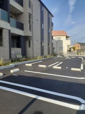 【駐車場】 | メゾン　エスポワール