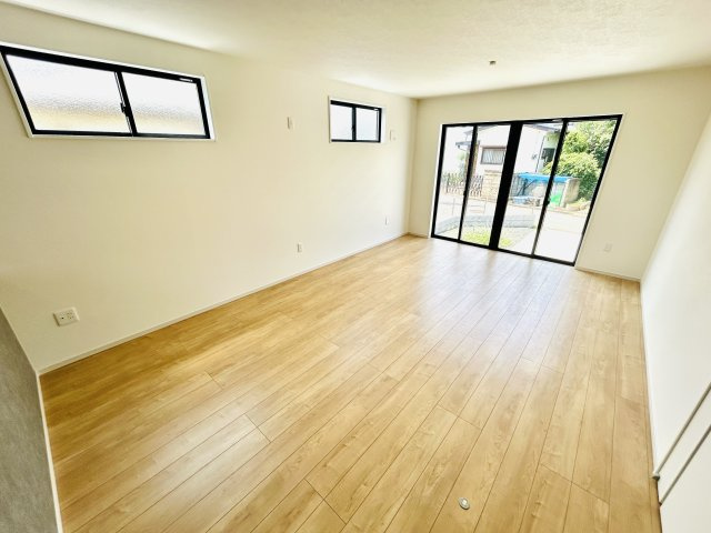 千葉市花見川区三角町2期の居間・リビング