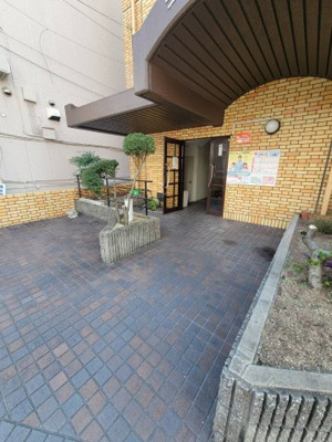 【エントランス】 | コーポラスサタ