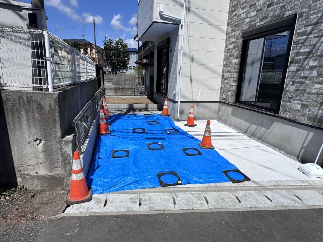 松戸市小山新築戸建【南部小学校:2分】の駐車場|駐車スペース・並列2台駐車可