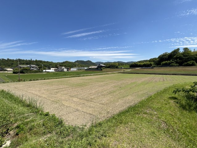 木田郡三木町田中売り土地