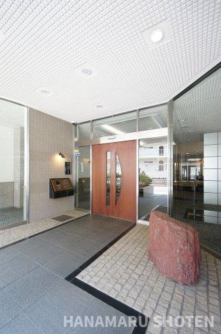 エグゼ稲毛のエントランス|＊当日ご案内可＊ご希望の物件まとめてご案内！弊社が掲載していない物件でもOK♪お気軽にご相談ください ♪お電話でのお問合わせがスムーズ♪