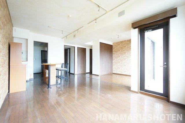エグゼ稲毛の居間・リビング|＊当日ご案内可＊ご希望の物件まとめてご案内！弊社が掲載していない物件でもOK♪お気軽にご相談ください ♪お電話でのお問合わせがスムーズ♪