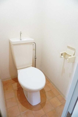【トイレ】 | ラシェリール手塚 | トイレです