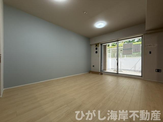 グレーシアガーデン湘南みずきのダイニング|7月11日撮影　新規リフォーム中　14.8帖　LDK