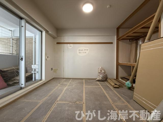 グレーシアガーデン湘南みずきの和室|7月11日撮影　新規リフォーム中　6.1帖　和室