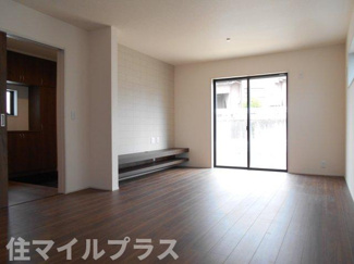 【居間・リビング】 | 郡山市横塚6丁目新築一戸建て1棟 | ゆったり過ごせるリビングです