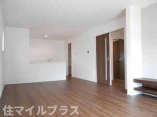 【居間・リビング】 | 郡山市横塚6丁目新築一戸建て1棟 | 居間です