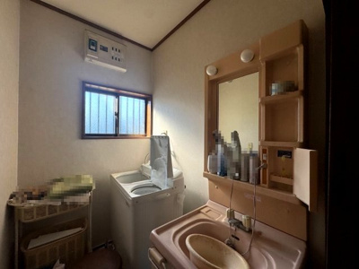 【洗面所】 | 小美玉市栗又四ケ　南東向き　4DK
