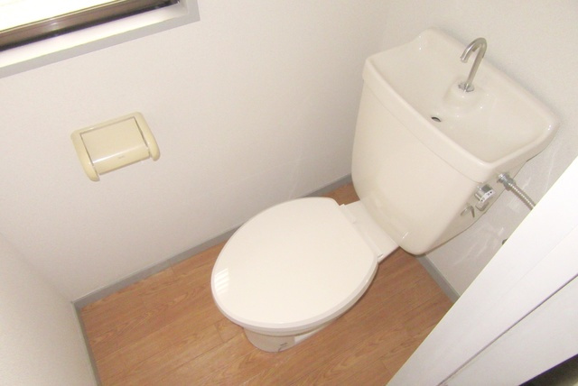 シティレジデンスのトイレ|清潔感のあるトイレで快適です♪