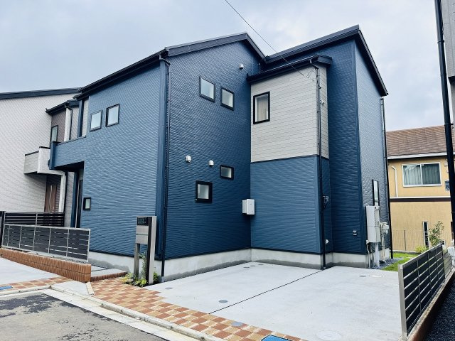 八王子市　石川町　新築一戸建ての外観|～小宮駅徒歩15分　太陽光パネル搭載　控除や減税で優遇の長期優良住宅～