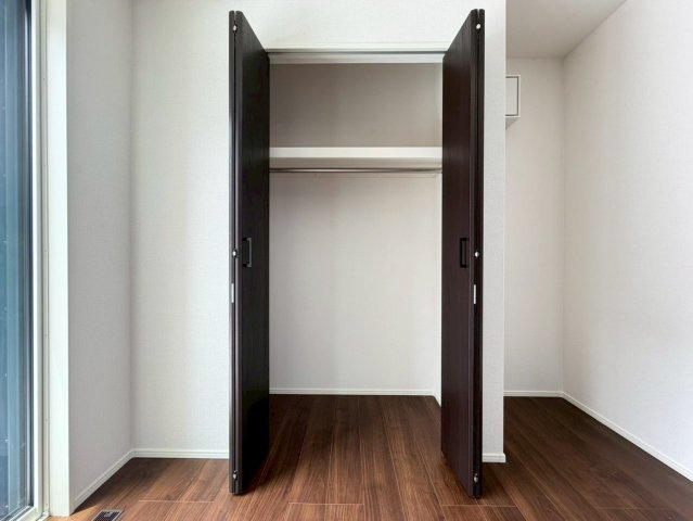 所沢市下安松全2棟　新築戸建　リナージュの収納|6/16　撮影