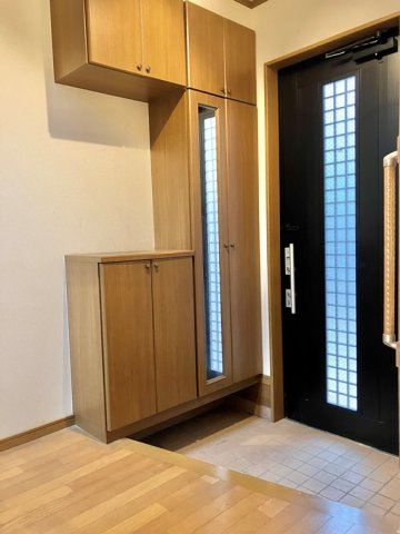 東寺尾戸建の玄関