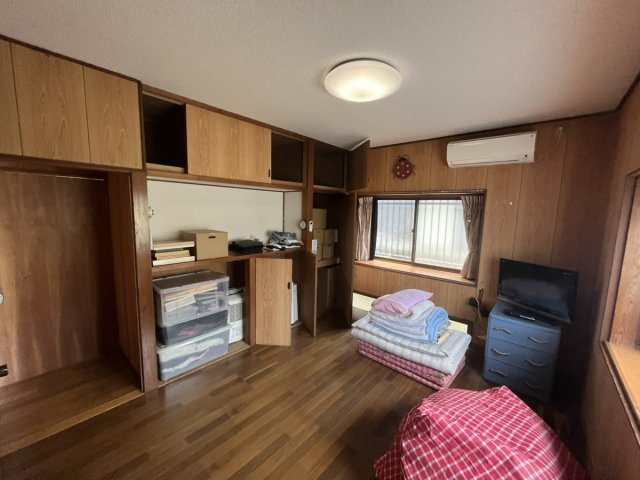高島町4441-16の洋室
