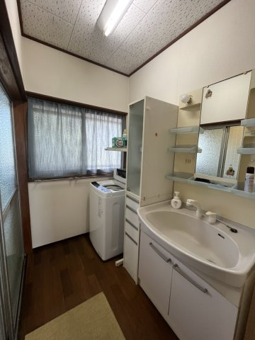 高島町4441-16の独立洗面台