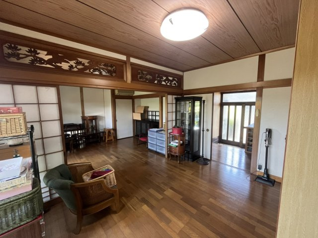 高島町4441-16の洋室