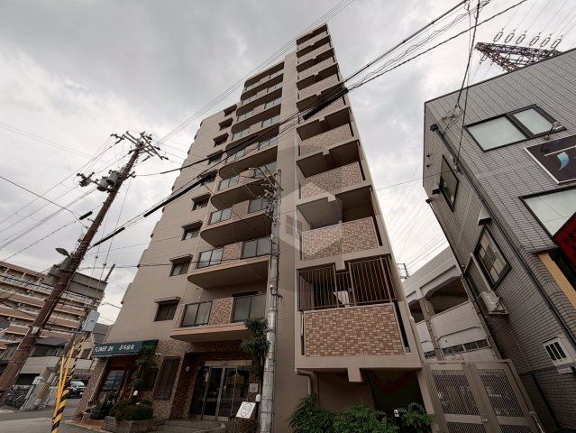 ソレイユ俊徳道の外観