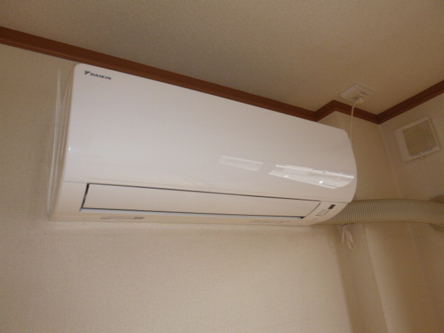 メゾン白羊館の内装|エアコン
