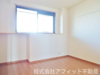 【寝室】 | ラピュタ | 洋室6帖