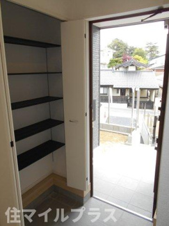 【玄関】 | 郡山市菜根3丁目新築一戸建て7棟 | きれいな玄関です