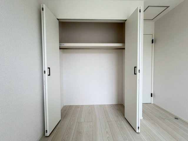 所沢市下安松全2棟　新築戸建　リナージュの収納|6/16　撮影