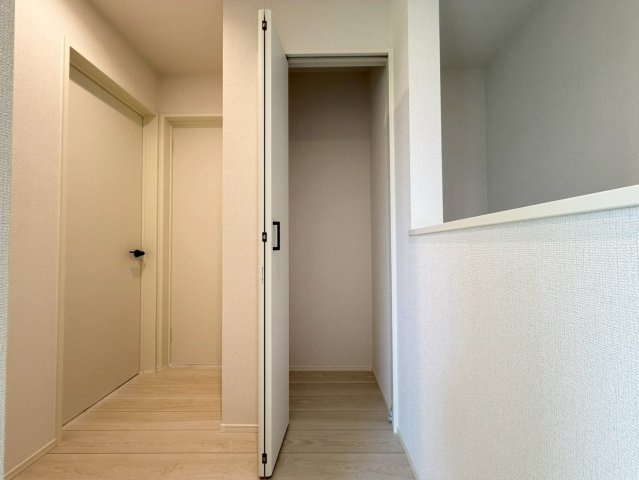 所沢市下安松全2棟　新築戸建　リナージュの収納|6/16　撮影
