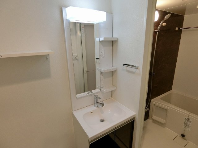 【洗面所】 | LIMERESIDENCEMACHIDA(ライムレジデンスマチダ) | 別号室参考写真