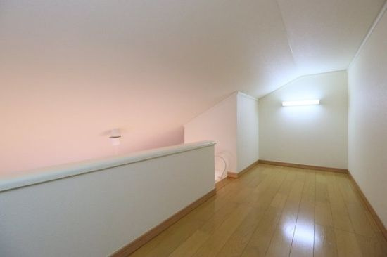 メゾンオルテの洋室