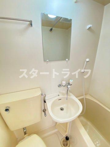 大阪市東淀川区西淡路２丁目の賃貸マンションの洗面所