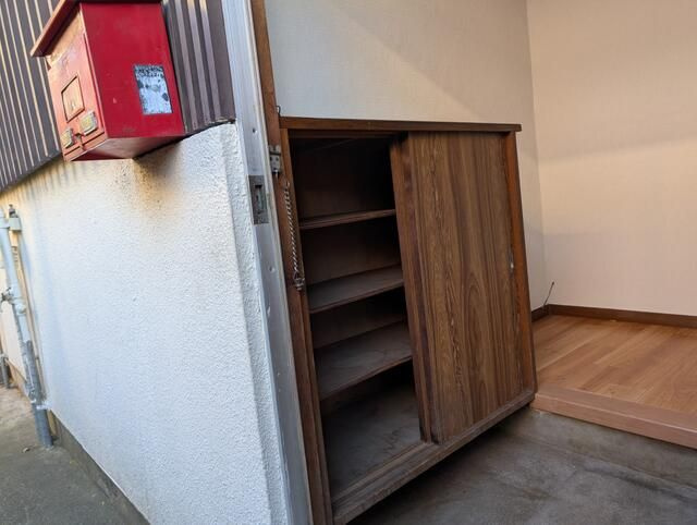 横浜市青葉区しらとり台のテラスの収納