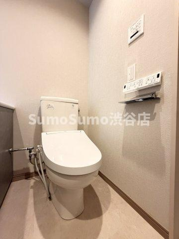 ミリアレジデンス桜新町ガーデンのトイレ|シンプルで使いやすいトイレです