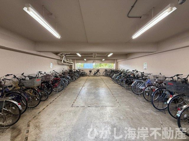 第一ハイツ茅ヶ崎の駐輪場|敷地内駐輪場