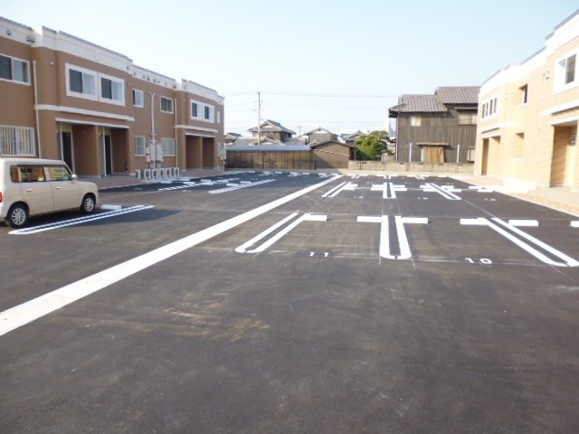 ラフィークの駐車場