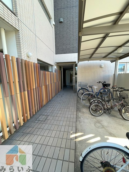 【エントランス】 | グランドゥール覚王山