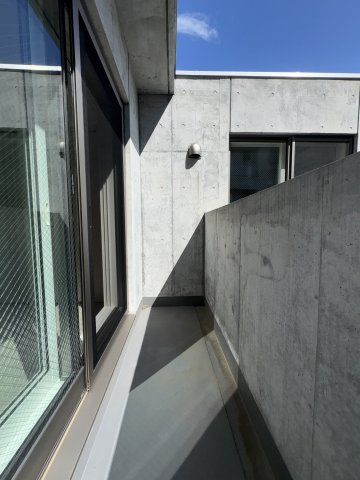 【バルコニー】プリヴィエール宮の森