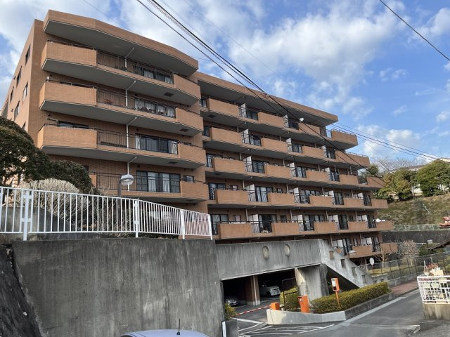 トーカン真鶴キャステールの外観