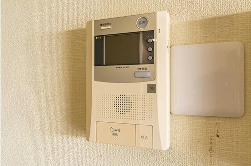 トーカン真鶴キャステールの防犯設備|モニター付きインターホン