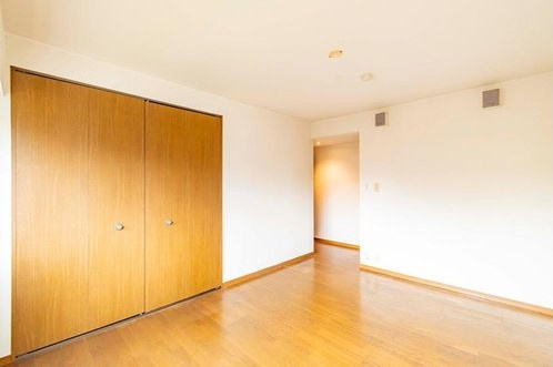 トーカン真鶴キャステールの洋室
