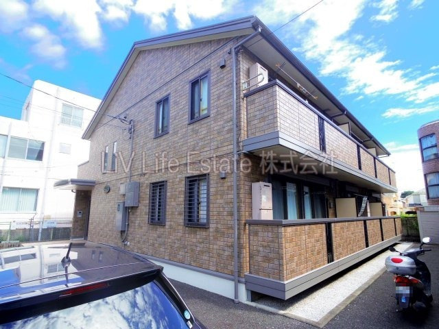 小平市鈴木町１丁目のアパート